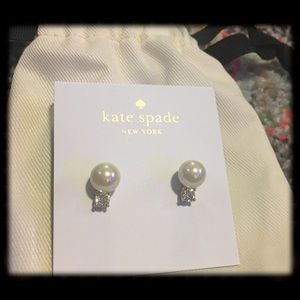 KATE SPADE Pearl Stud Earnings